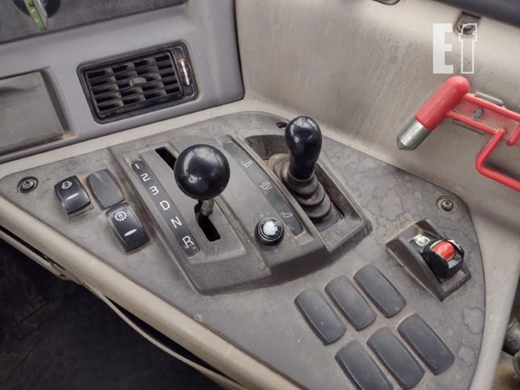 2013-volvo-a40f-image-15
