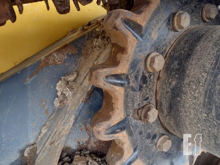2023-deere-325g-image-21