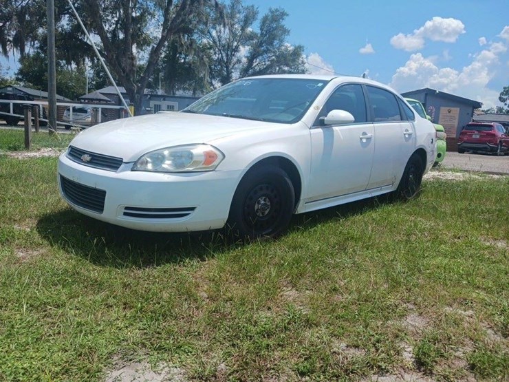 2010-chevrolet-impala-unmarked-image-1