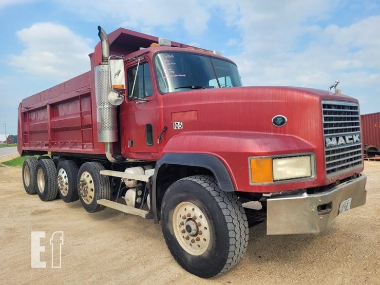 1999-mack-cl713-image-4