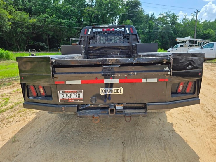 2018-utility-flatbed-image-12