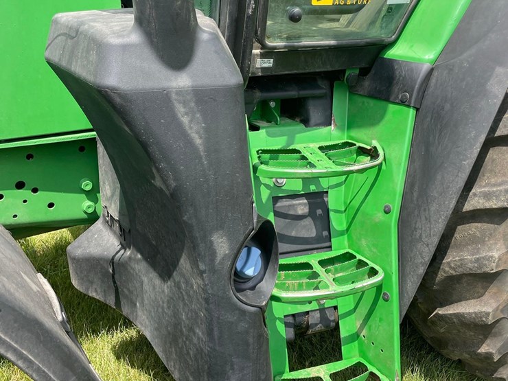 2015-john-deere-6155r-image-30