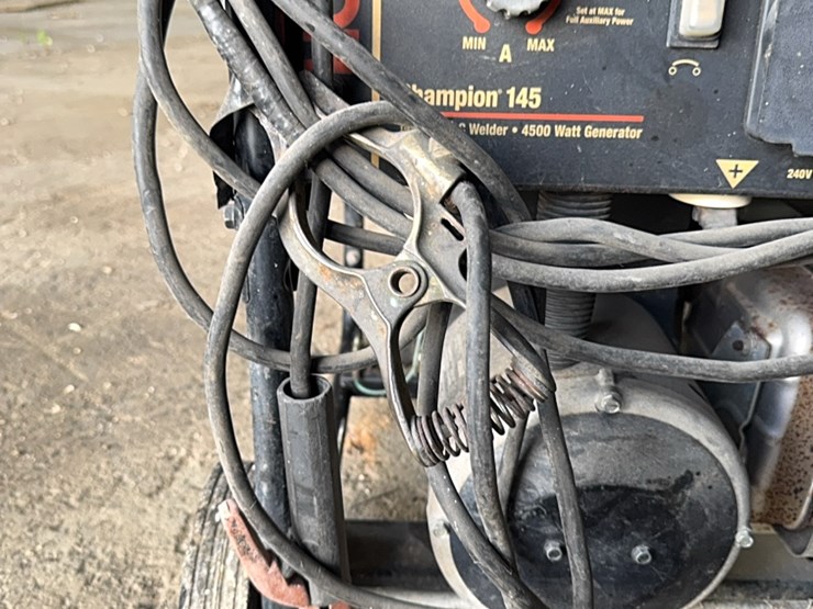 hobart-champion-145-generator/-welder-image-5