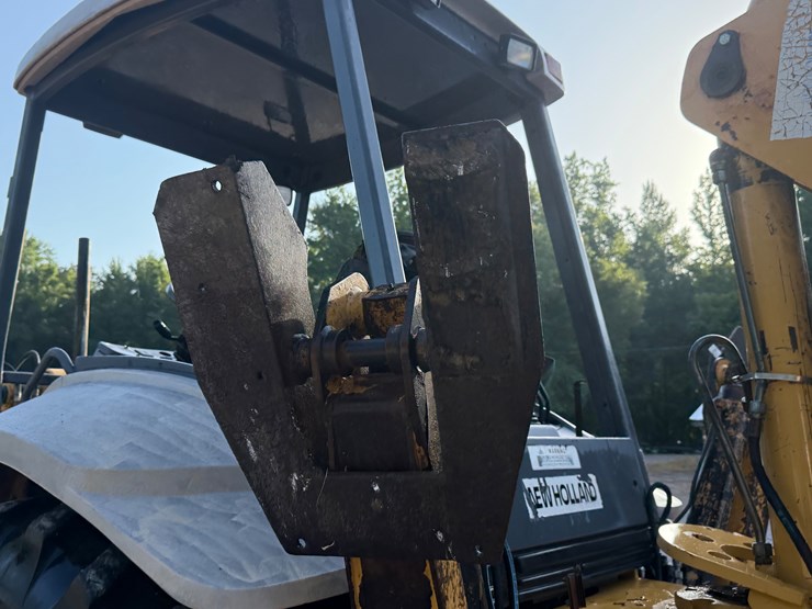 new-holland-555e-image-20