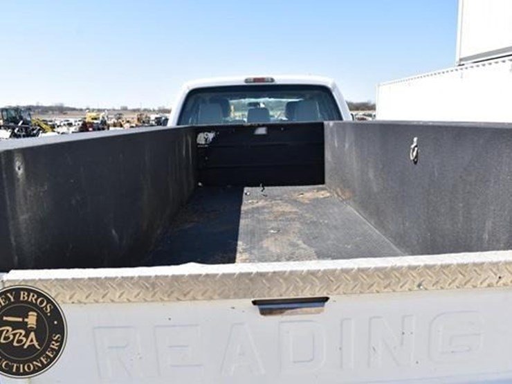2016-ford-f550-sd-image-13