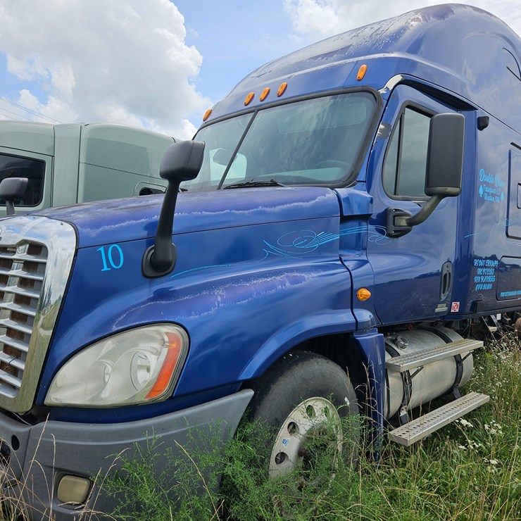 2009 FREIGHTLINER CASCADIA 125