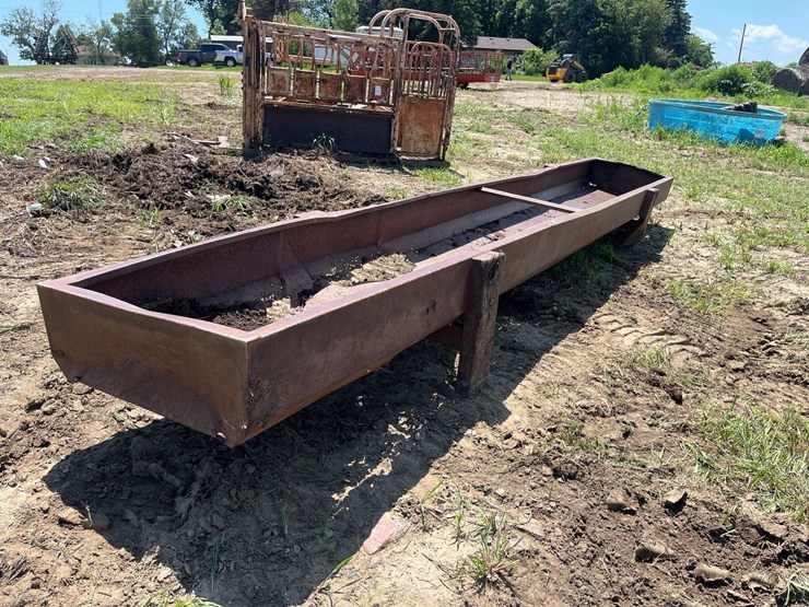 20ft-steel-feed-bunk-image-4