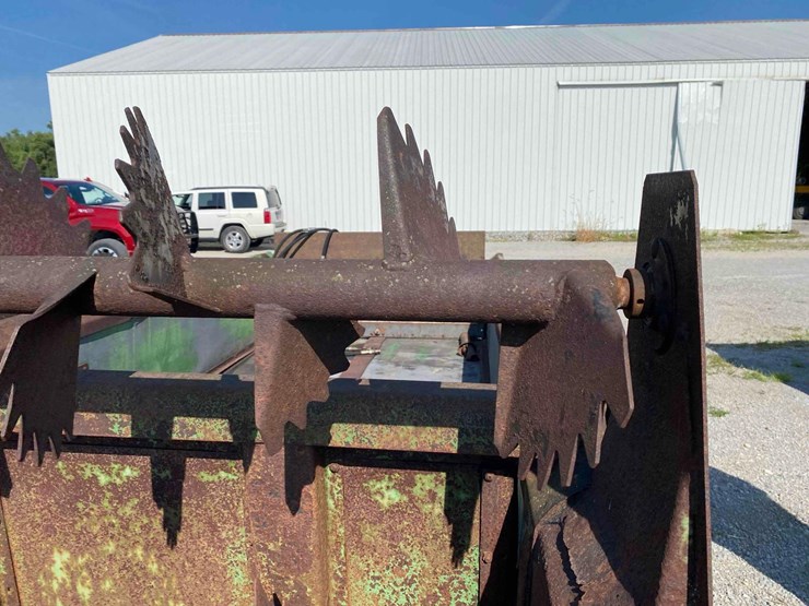 john-deere-450-image-22
