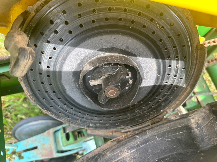 john-deere-30-image-17