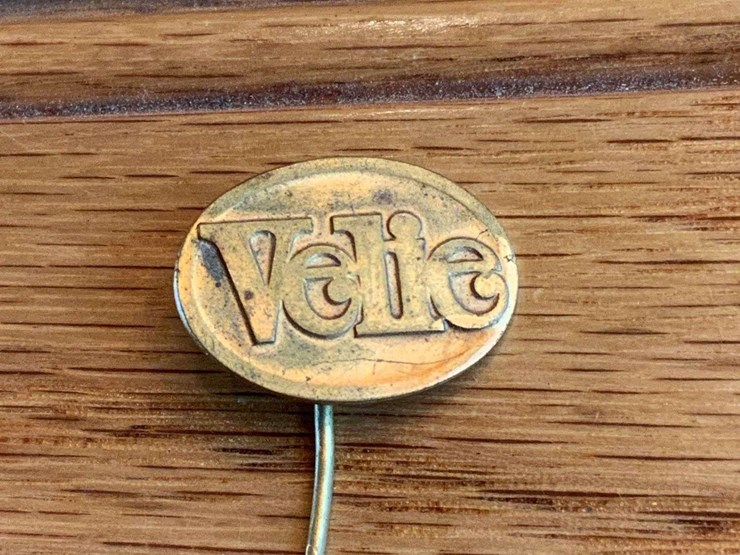 velie-straight-pin-image-2