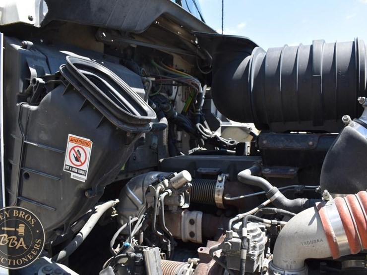 2011-kenworth-t660-image-74