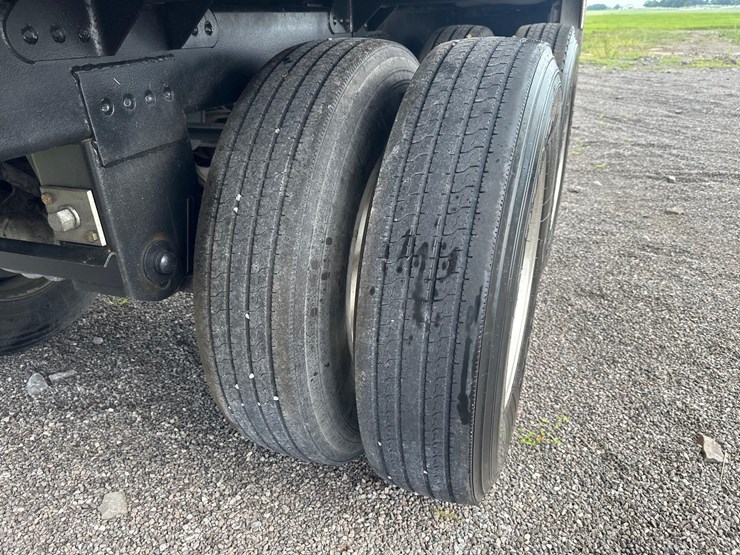 2019-40'-timpte-grain-trailer-image-15