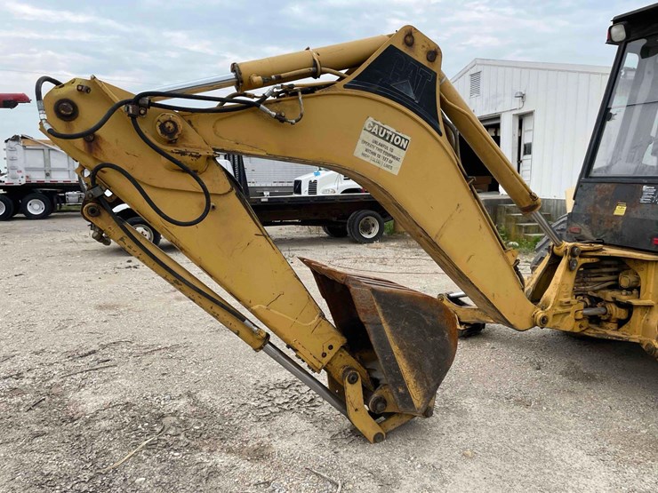 caterpillar-416b-image-26