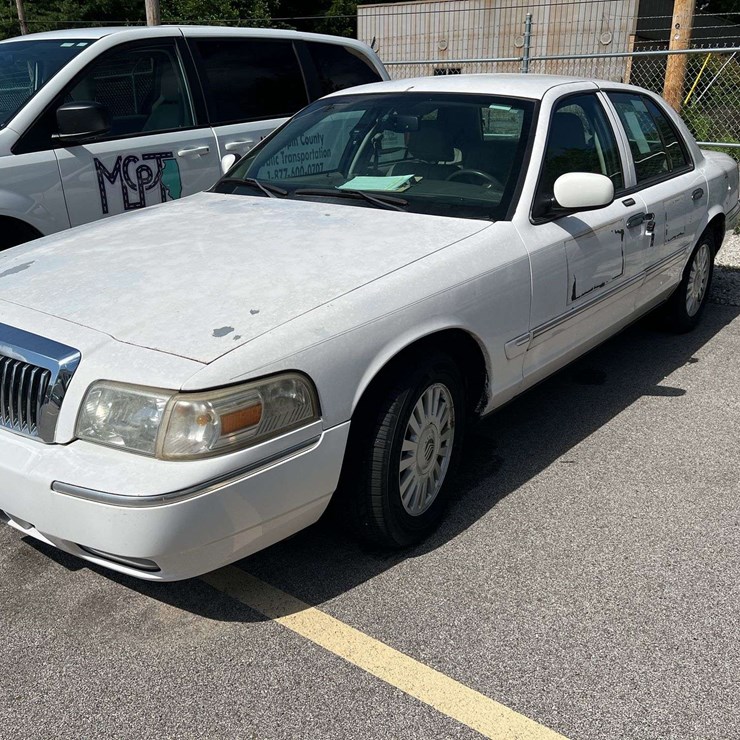 2008 Mercury Grand Marquis