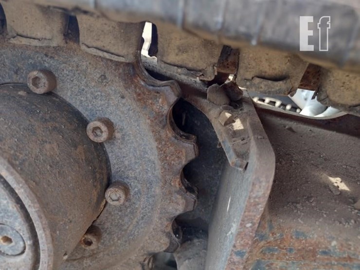 2022-deere-17g-image-36