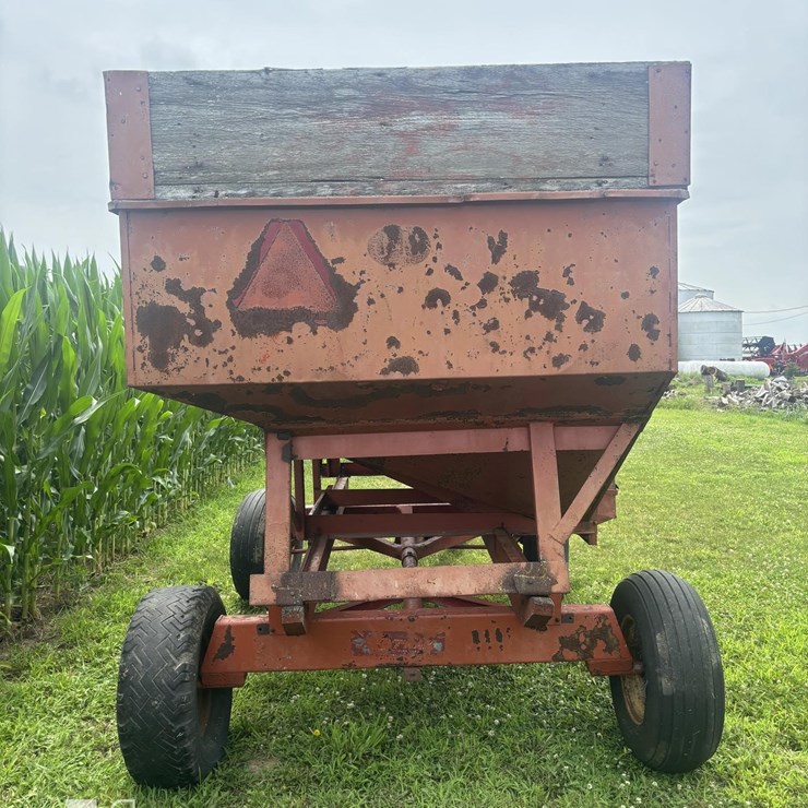 J&M GRAVITY WAGON WILSON825-B18