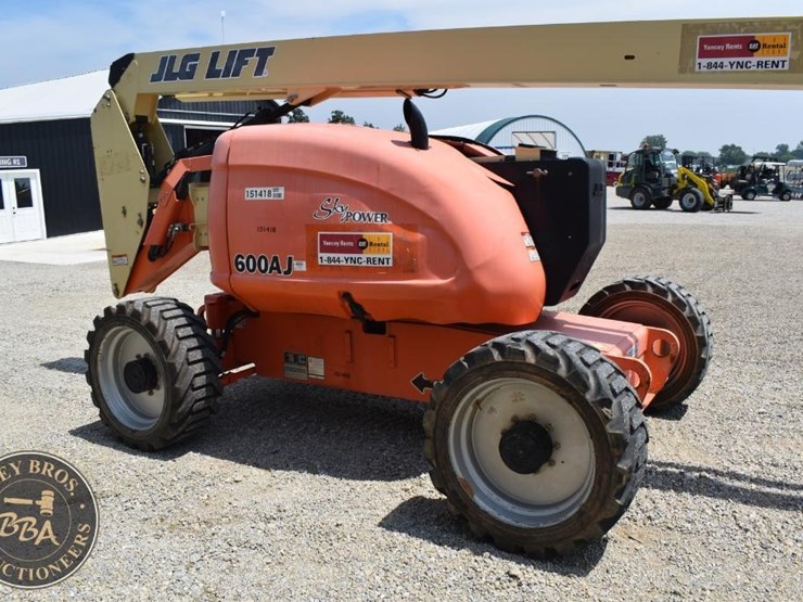 2007-jlg-600aj-image-21