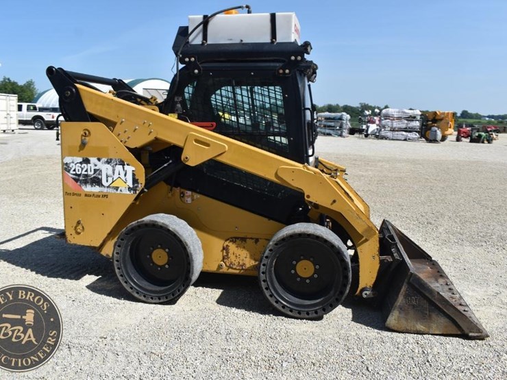 2018-caterpillar-262d-image-23