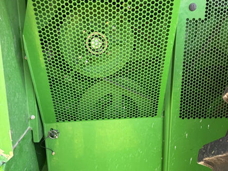 2010-john-deere-2010-image-26