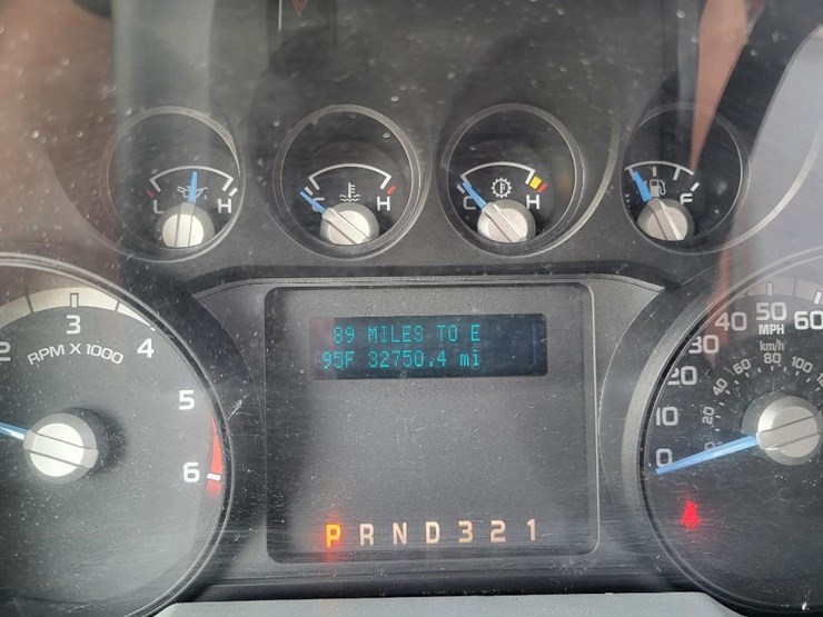 2012-ford-f550-xl-image-65