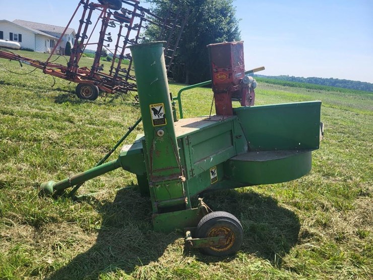 john-deere-150-forage-blower-w/gandy-dry-applicator-image-6