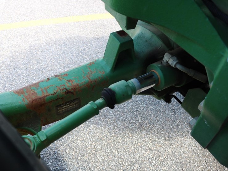 john-deere-6105e-image-23