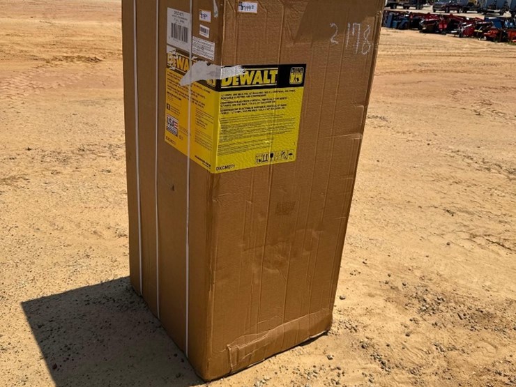 2178---dewalt-200-psi-air-compressor-image-1