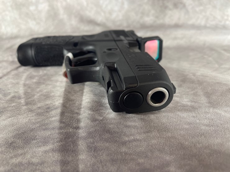 #4375-•-taurus-g3c-9mm-luger-pistol,-sn:-adj682927-image-4