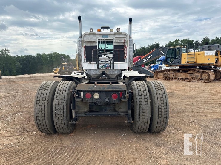 2001-mack-ch613-image-6