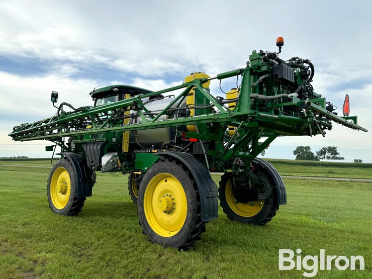 2020-john-deere-r4038-image-7
