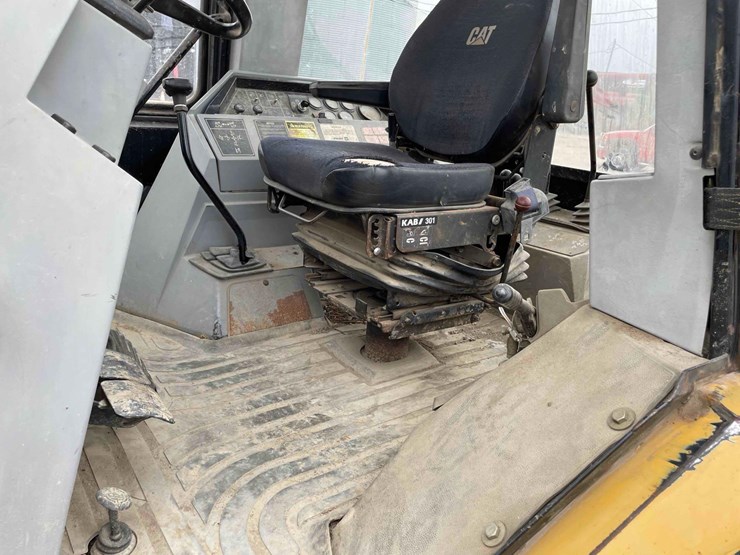 caterpillar-416b-image-44