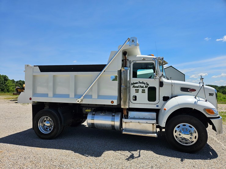 2012-peterbilt-382-image-21