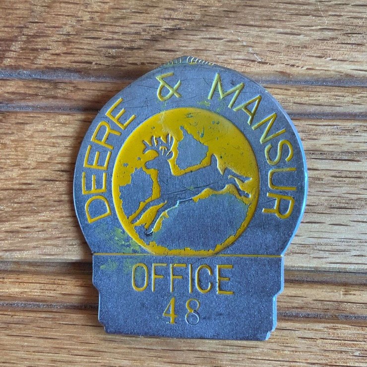 Deere & Mansur Office Employee Badge