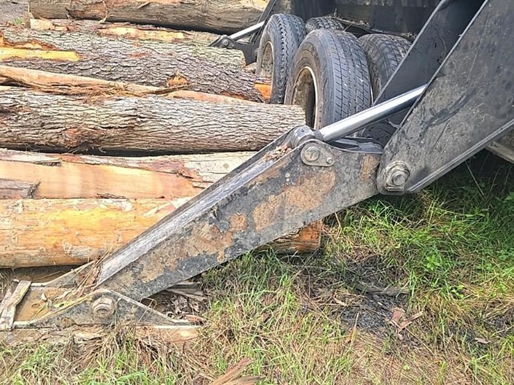 2014-deere-437d-image-37