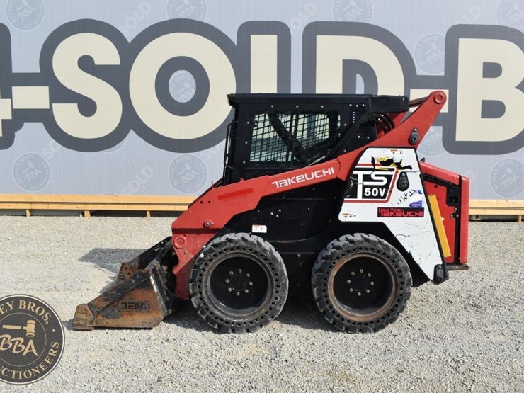 2017-takeuchi-ts50v-image-7