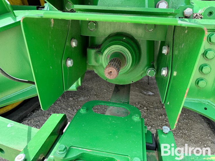 2015-john-deere-9520rt-image-12