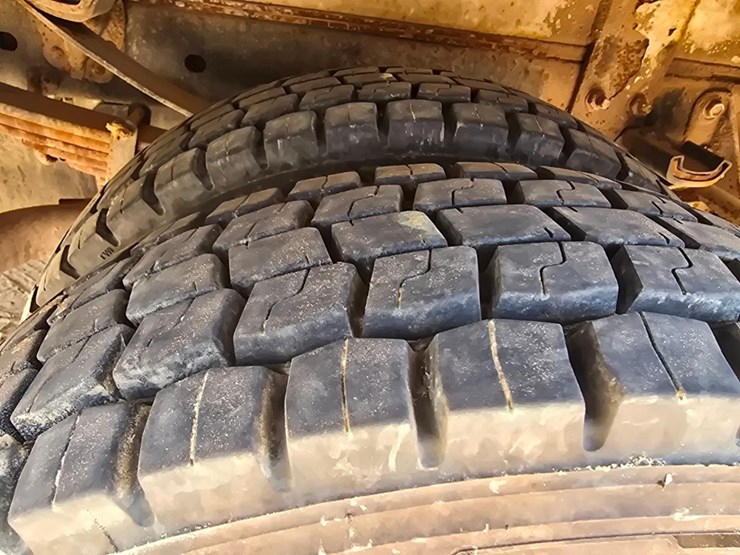 2017-ford-f550-image-47