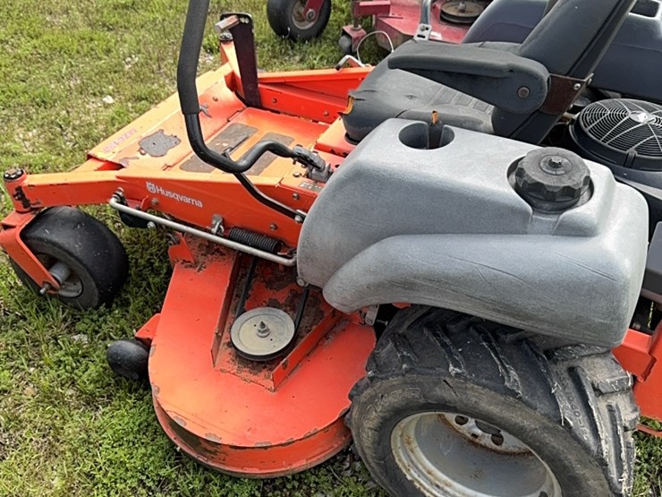 husqvarna-zero-turn-mower￼-image-5