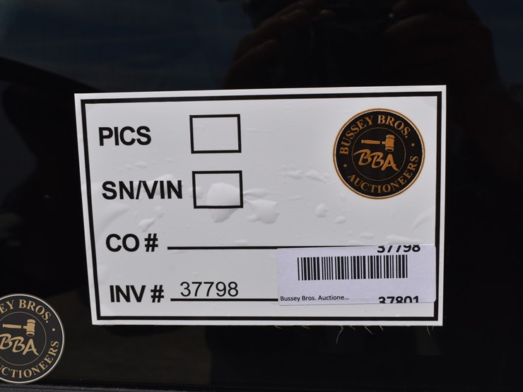 2017-chevrolet-silverado-1500-image-50