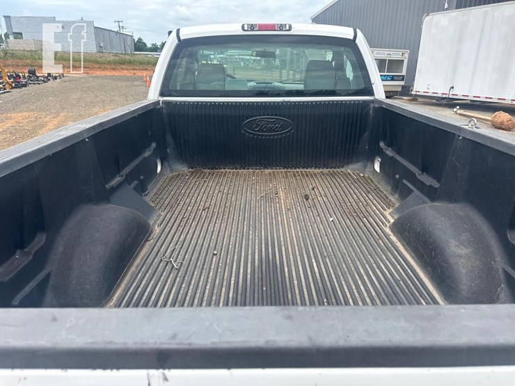 2007-ford-f150-xl-image-8
