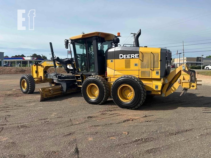 2014-deere-772gp-image-24