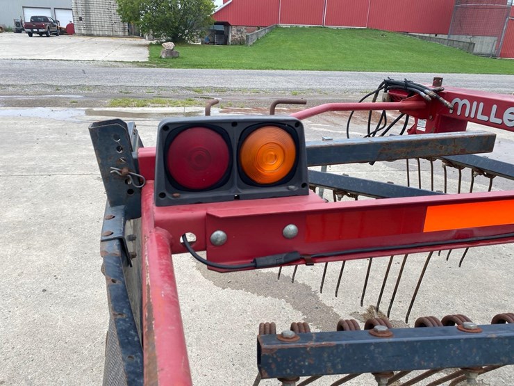 miller-pro-1150-hay-rake-image-18
