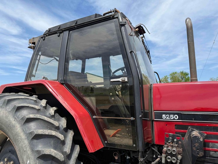 case-ih-5250-image-15
