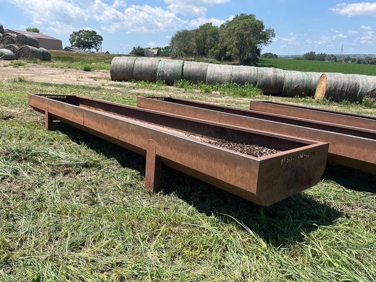 20ft-steel-feed-bunk-image-2