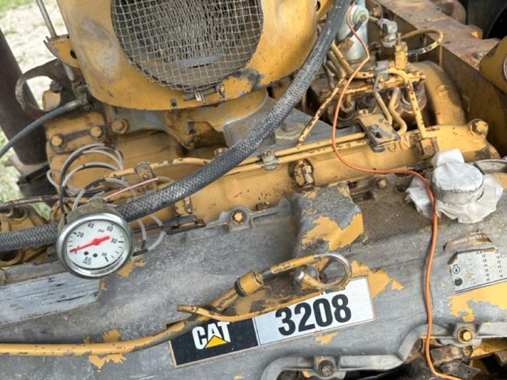 caterpillar-3208-image-23