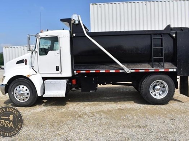 2012-kenworth-t370-image-11
