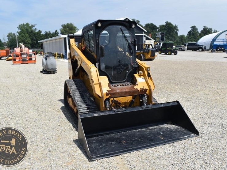 2021-caterpillar-262d3-image-15