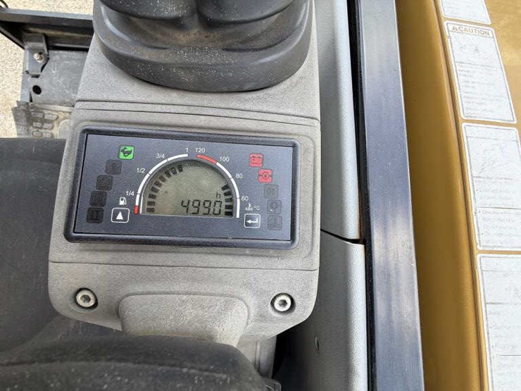caterpillar-302.7d-image-10