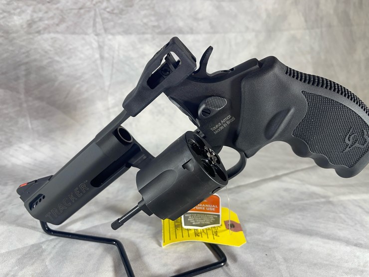 #4380-•-taurus-m44-44-rem-mag-revolver,-sn:-ael81709-image-17