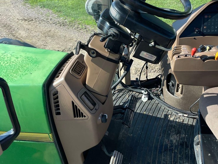 1996-john-deere-8300-image-33